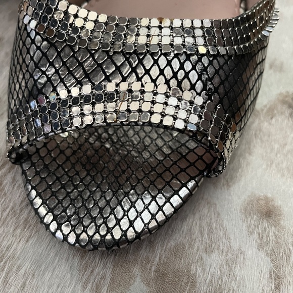 Vince Camuto Black and Silver Heels - Picture 2 of 7